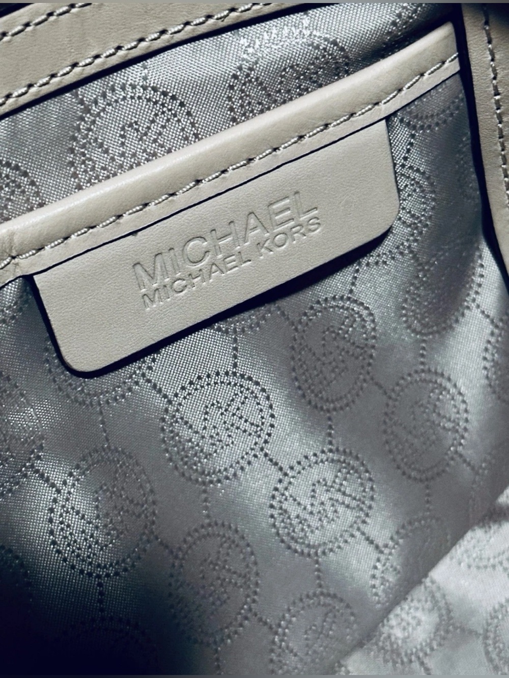 Michael Kors Women's Brown Monogram Leather Handbag - Picture 4 of 6